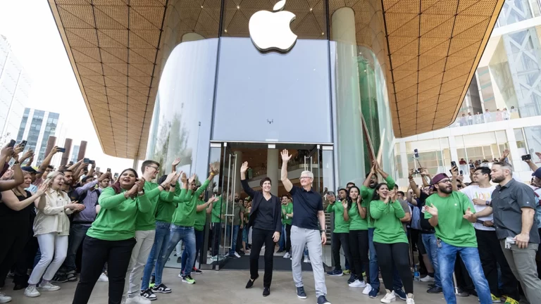Apple BKC Retail Store
